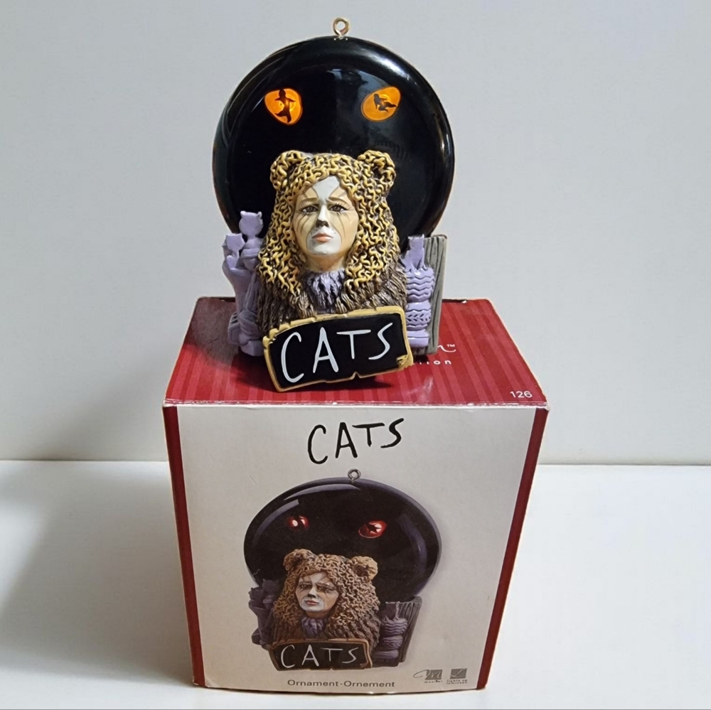 Carlton Cards Heirloom "Cats" Light-Up & Musical Black and Gold Ornament